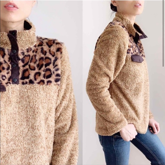 SHERPA SNAP BUTTON PULLOVER SWEATER - LEOPARD - Picture 13 of 13
